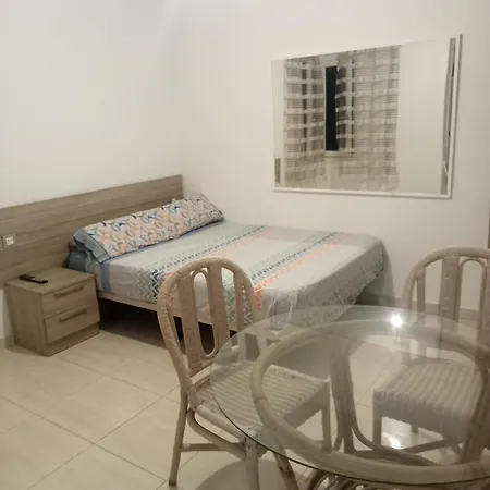 Playa Centro 11 Pensión Corralejo